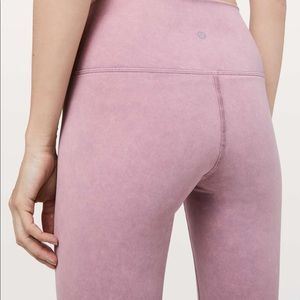 Lululemon wunder under